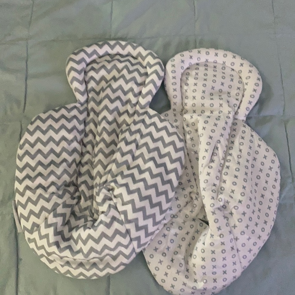 Reversible Mamaroo infant insert
